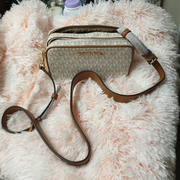 Bag - Picture 2 of 3